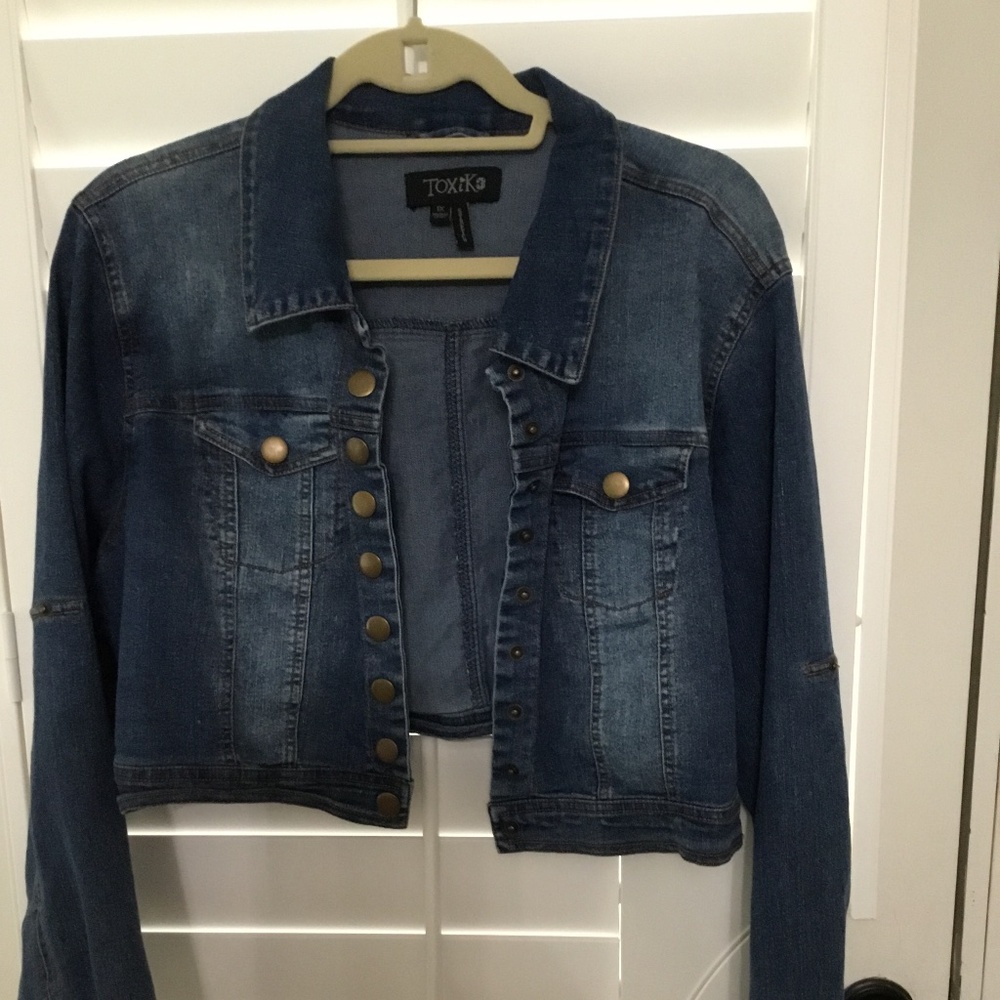 Denim Jacket -short cut